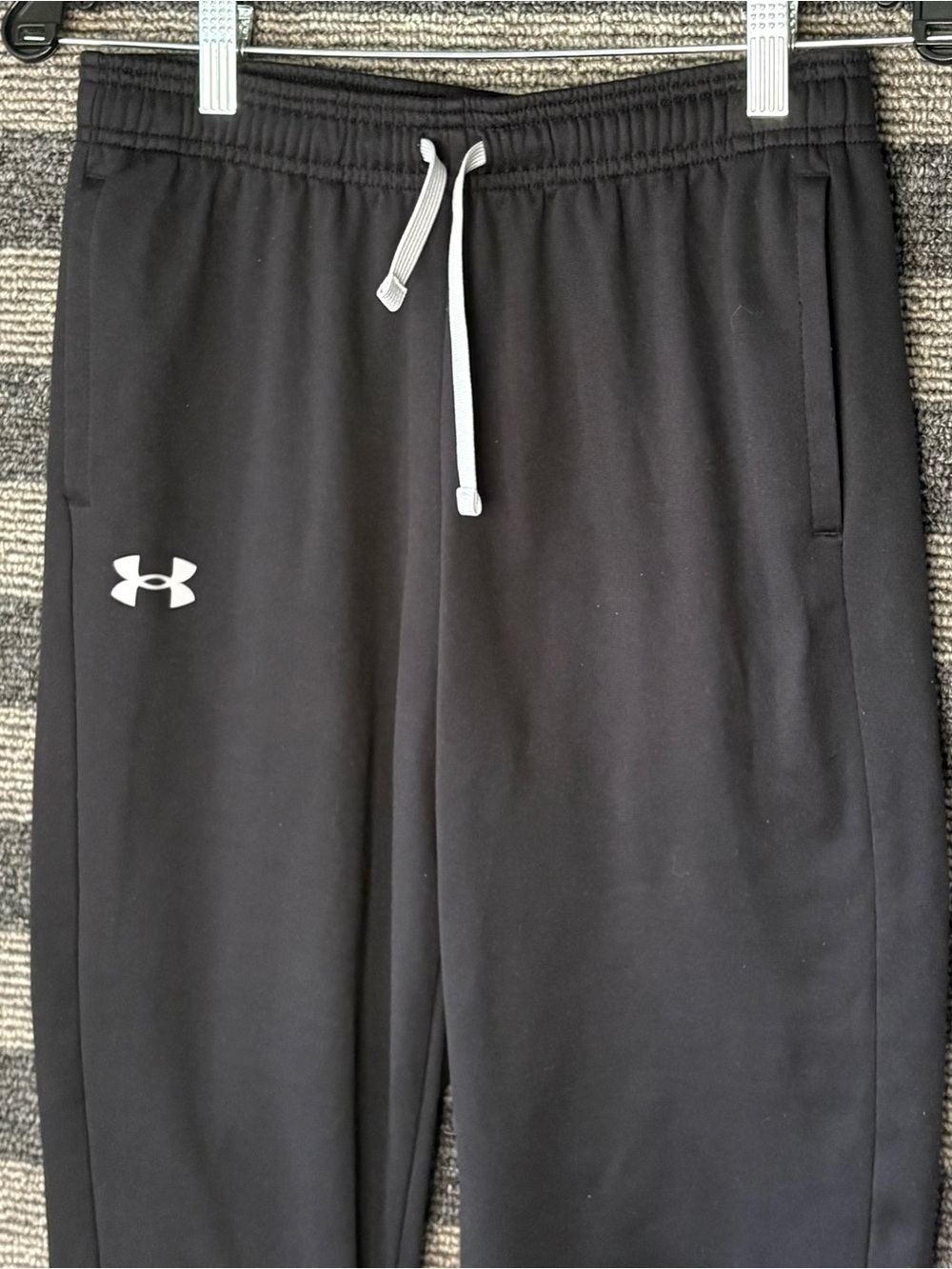 Under Armour Black Kids Track Sweat Pants Youth Large EUC - Picture 2 of 8